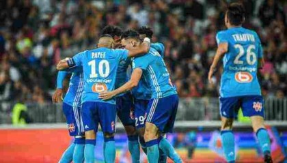  多特蒙德青春风暴席卷德甲，雷纳托·桑切斯传射定乾坤