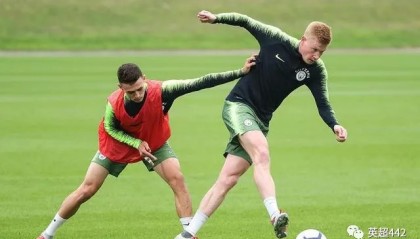  拜仁中场核心重伤缺阵，争冠之路蒙上阴影  