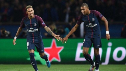  法甲金靴争夺白热化，姆巴佩与拉卡泽特仅差一球  